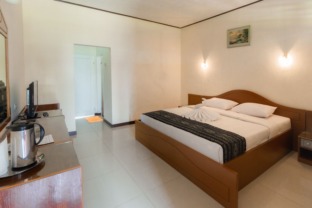 Interior Kamar First Class